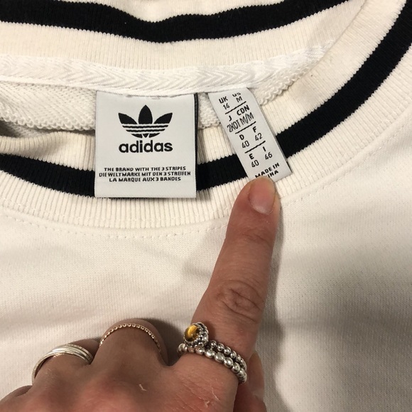 Adidas cropped sweater - Picture 2 of 2